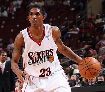 不仅驳斥了 不仅驳斥了