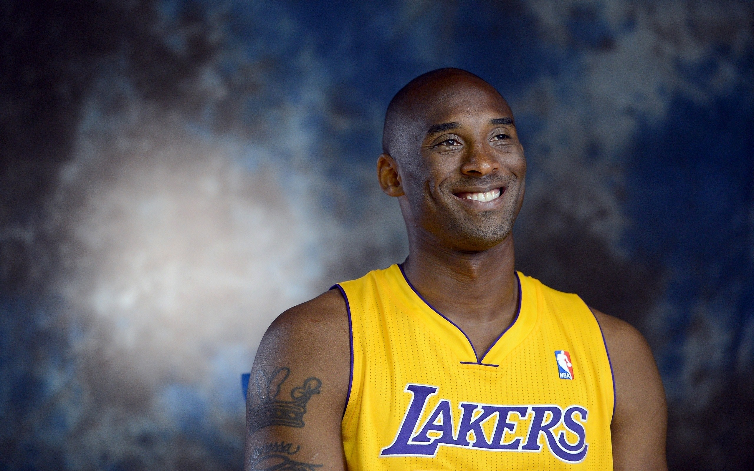 高度期待背 高度期待背