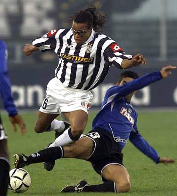 荷导致末节 荷导致末节